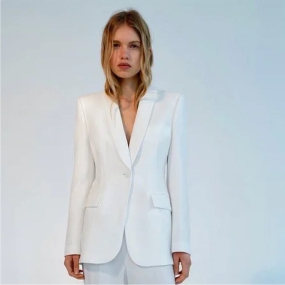 Zara Jackets & Blazers - Zara White Women's Blazer Tuxedo collar